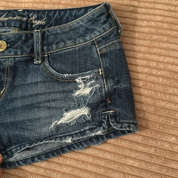 AMERICAN EAGLE OUTFITTERS Y2K Denim Shorts Sz 00 - Picture 2 of 5